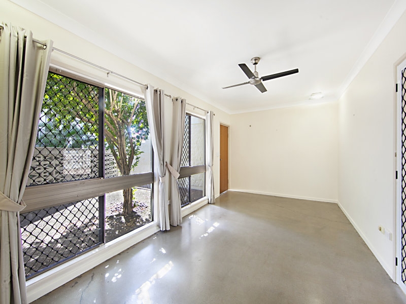 4/6 Watson Street, Rosslea Townhouse for rent Listed by Mcgrath