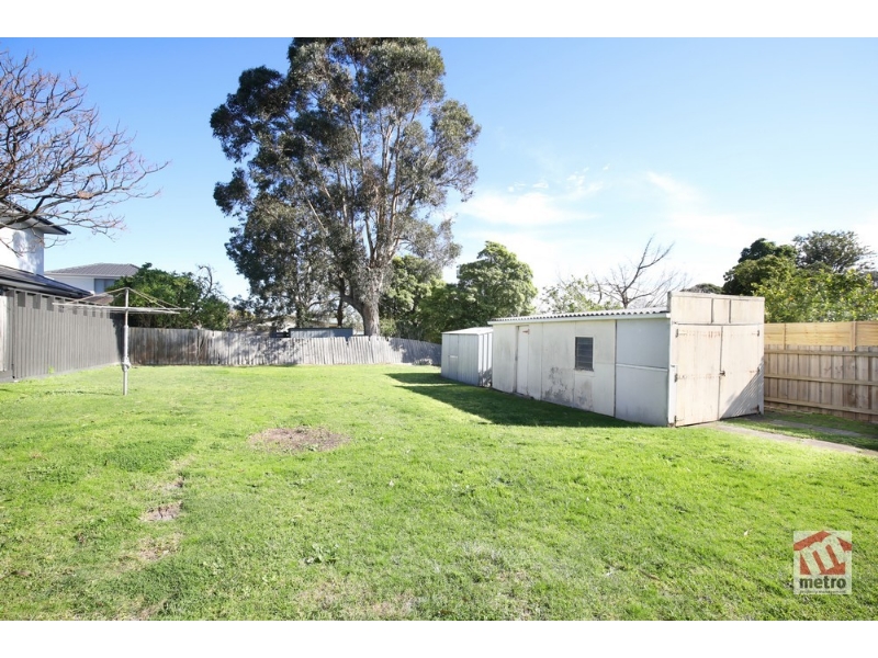 9 Fitzroy Grove, Chadstone House for rent Listed by of Metro Property