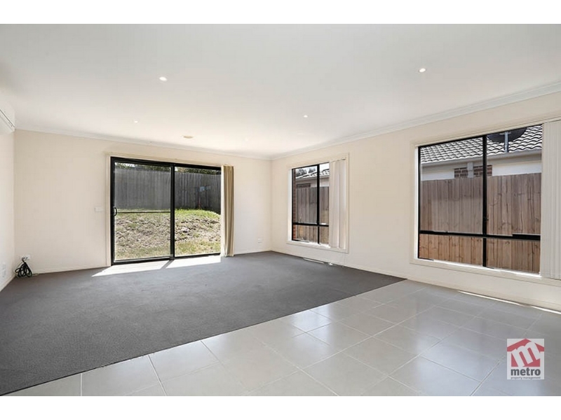 13 Waugh Street, Sunbury House for rent Listed by Jasmine Hoang of