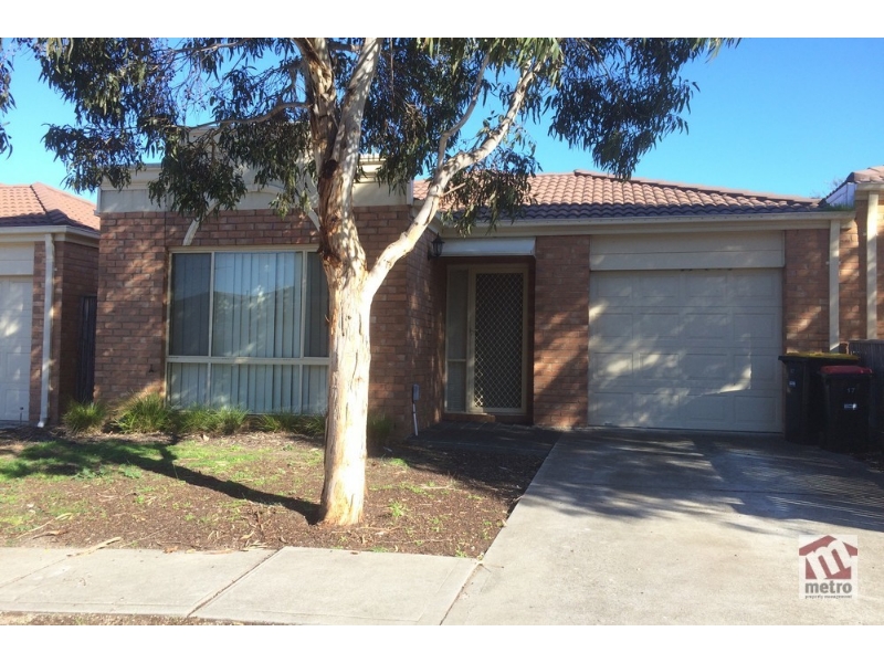 17 Tintern Loop, Hillside House for rent Listed by Jasmine Hoang of