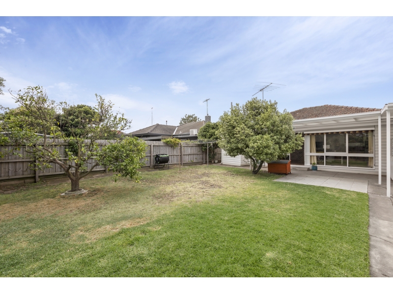 10 Helen Street, East Geelong House for rent Listed by Alisha