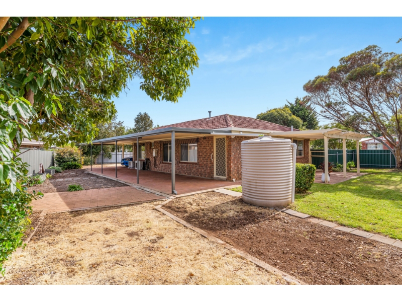 12 McKenzie Street, Aldinga Beach House for rent Listed by Danielle