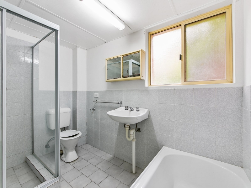 1/4 Betts Street, Parramatta Apartment for rent Listed by Ella Leslie