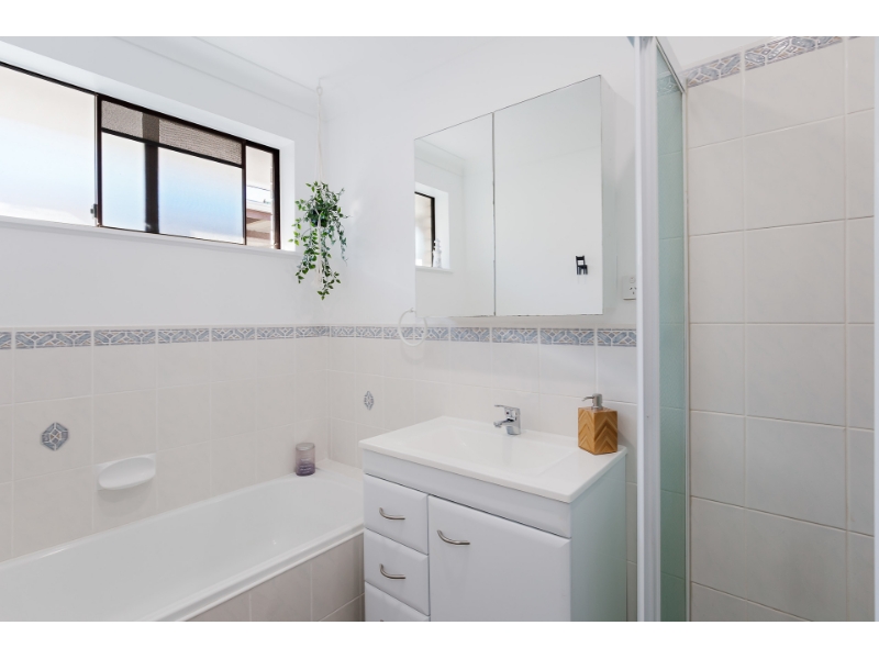 77 Horace Street, Shoal Bay House for rent Listed by Delise Dall of