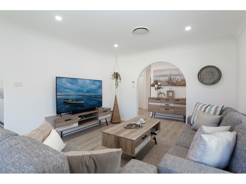 77 Horace Street, Shoal Bay House for rent Listed by Delise Dall of