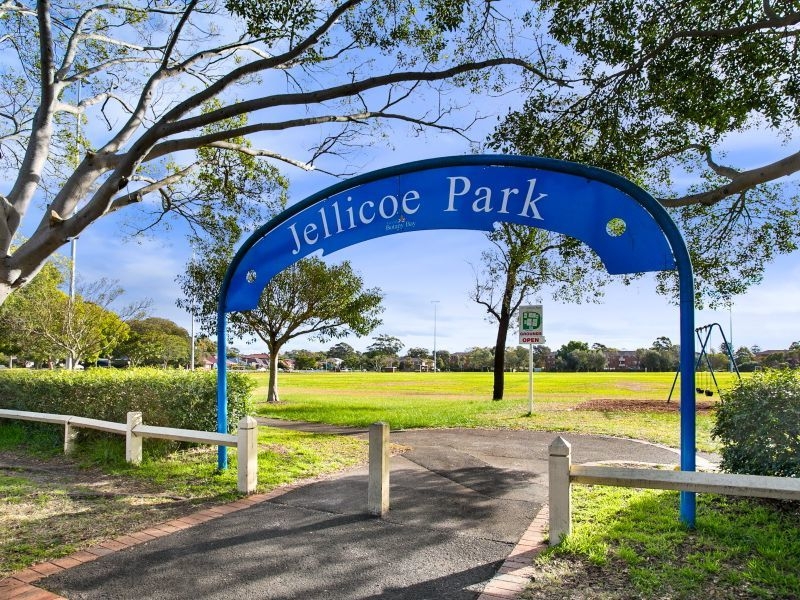 611/42 Page Street, Pagewood Apartment for rent Listed by Paris