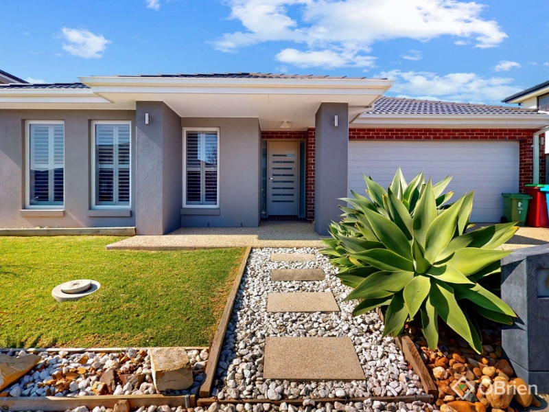 3 Ladd Way, Berwick House for rent Listed by Brittany Esmore of O