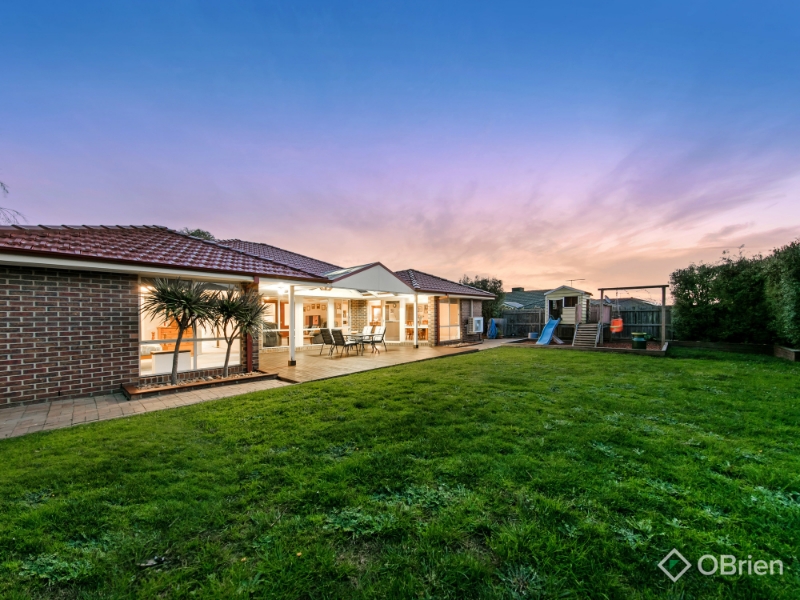 19 Charles Conder Place, Berwick House for rent Listed by Brittany