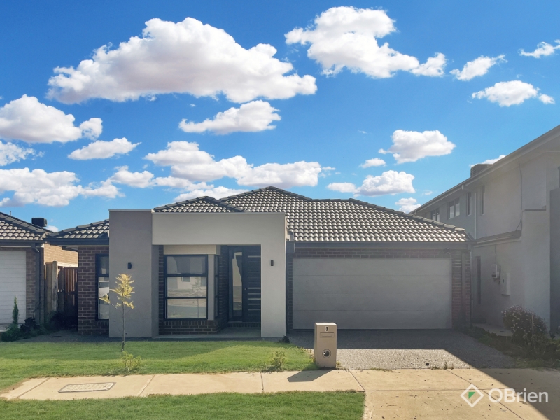 8 Dablam Street, Clyde North House for rent Listed by Josh Barbut of