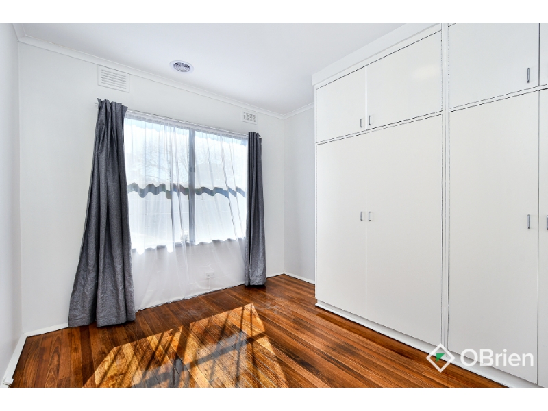 15 Forest Drive, Frankston North House for rent Listed by Jessica