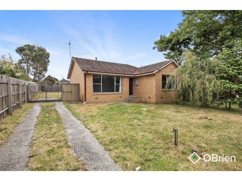 21 Hodgins Crescent, Frankston North House for rent Listed by Rebecca