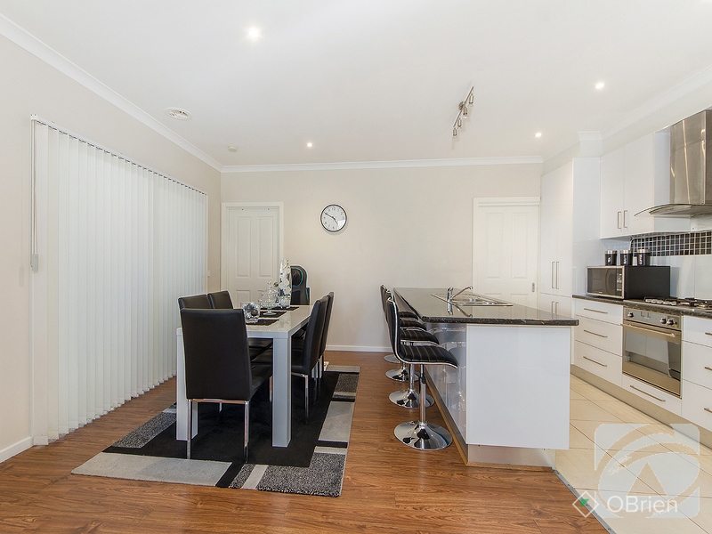 19 Chittenup Bend, Sydenham House for rent Listed by of O'brien Real