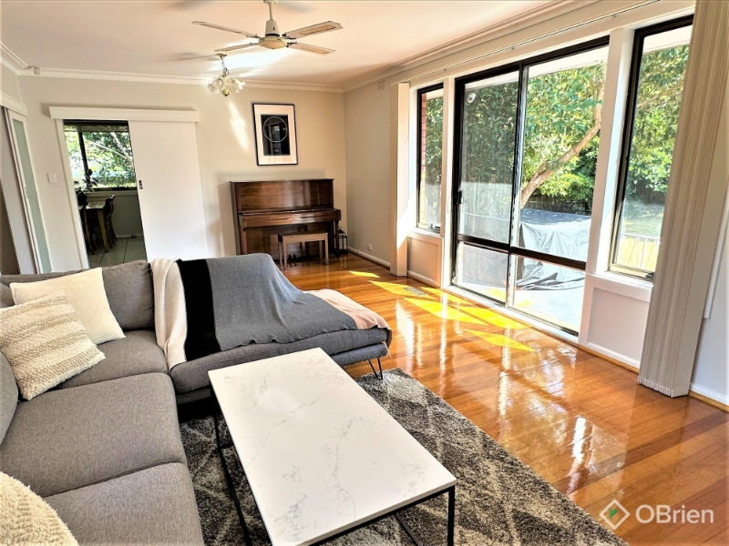 1 Harris Crescent, Glen Waverley House for rent Listed by Ringwood Rental Department of O