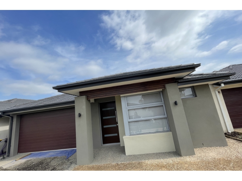 20 Historical Drive, Aintree House for rent Listed by Jatin Rana of