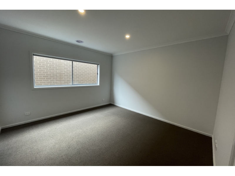 20 Historical Drive, Aintree House for rent Listed by Jatin Rana of