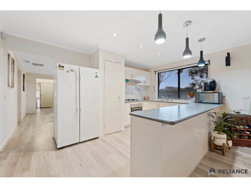 36 Laurel Avenue, Tarneit House for rent Listed by Tricia Waters of