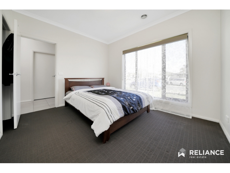 1/34 Finchley Park Crescent, Tarneit Apartment for rent Listed by