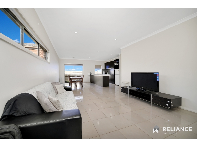 1/34 Finchley Park Crescent, Tarneit Apartment for rent Listed by
