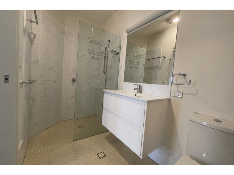 3 Barton Road Balmoral QLD 4171 House for rent Listed by Bernadette