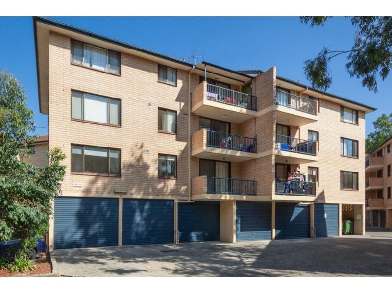 14/5 Griffiths Street, Blacktown Apartment for rent Listed by of