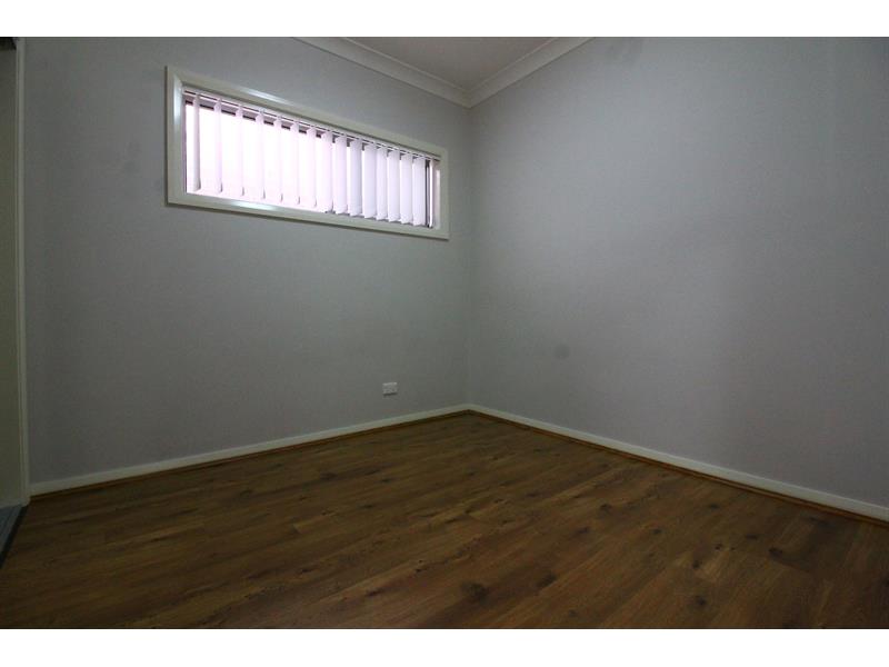 107 Carroll Crescent, Plumpton House for rent Listed by Qilan (sharon