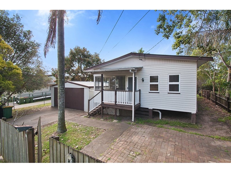13 Oates Avenue, Woodridge House for rent Listed by Adineh Yavari of