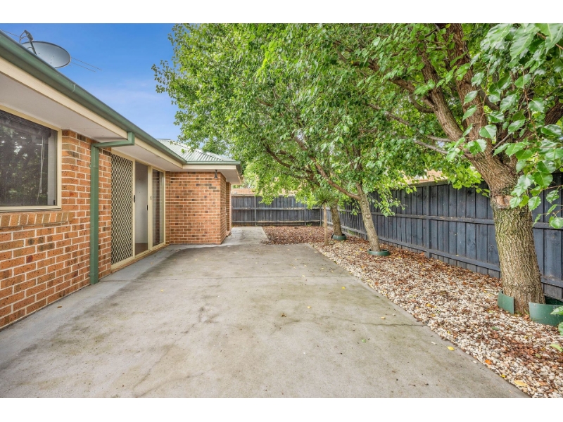 16 Old Kent Road, Whittlesea House for rent Listed by Jessica Conte