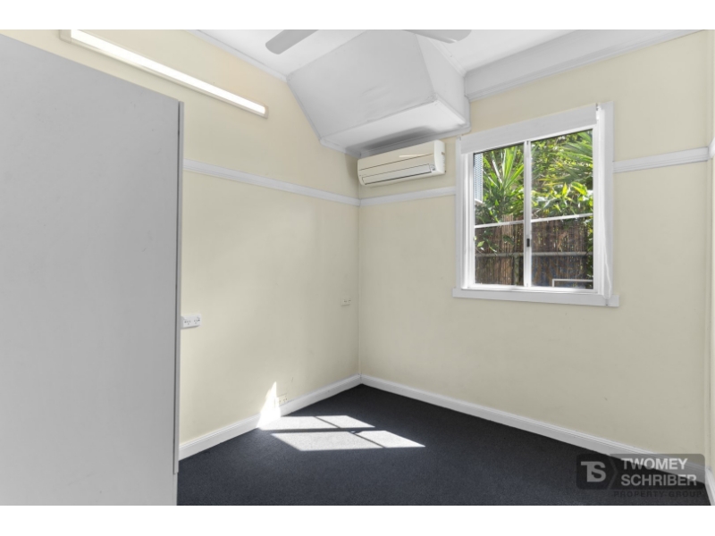 2/36 Howe Street, Cairns North Townhouse for rent Listed by of Twomey
