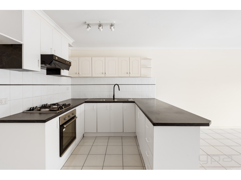 4 Village Avenue, Taylors Lakes House for rent Listed by Ali Dowling