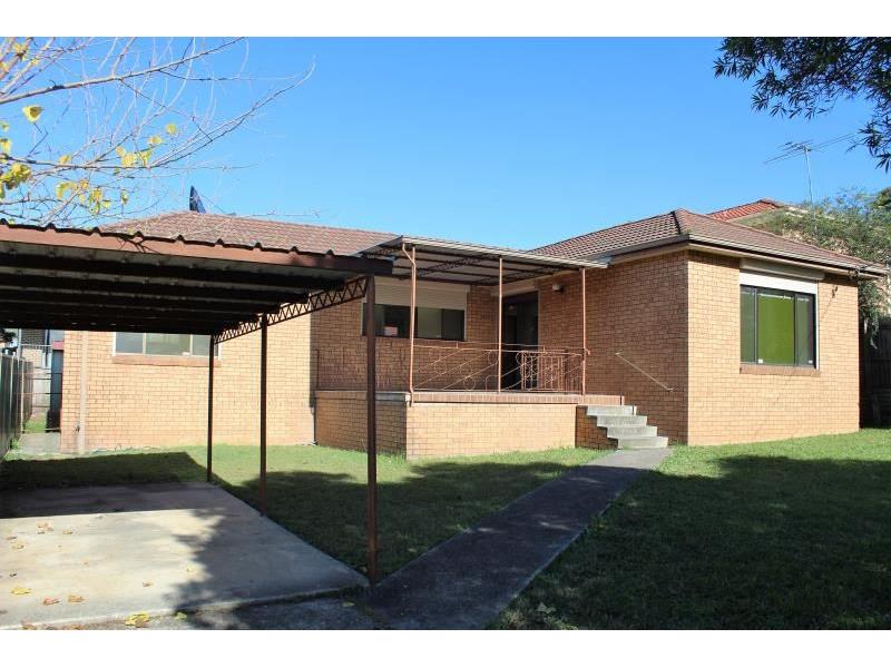 34 Great Western Highway Colyton NSW 2760