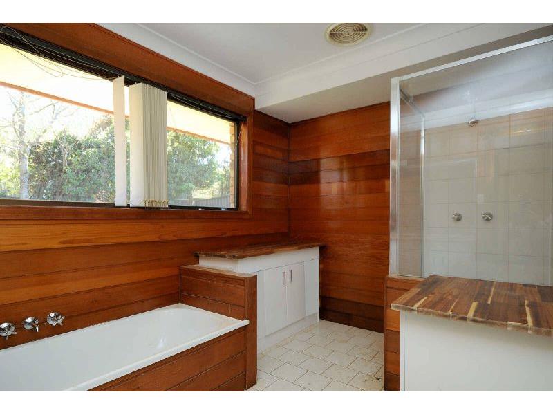 1 Seppelt Street, Wilsonton Heights House for rent Listed by