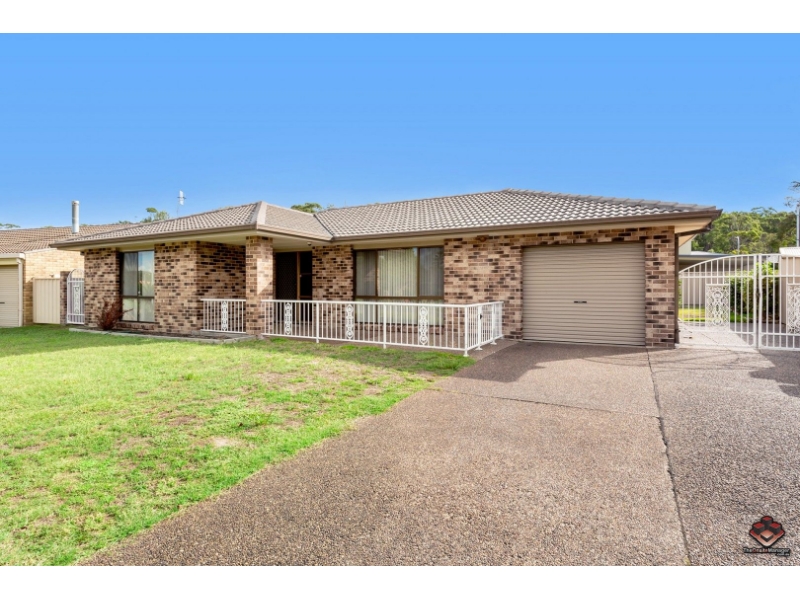 ID21125221/33 Shoreline Drive, Fingal Bay House for rent Listed by