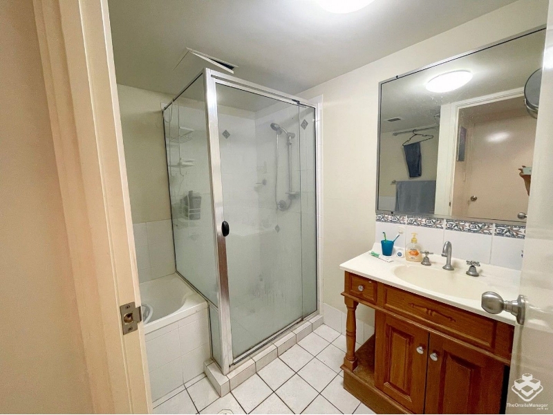 8/131 Currumburra Road, Ashmore Apartment for rent Listed by Terry