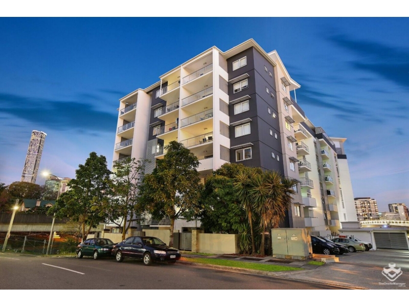 Rental properties & online application form