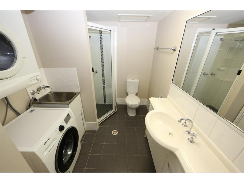 27/6 Omeo St, Macgregor Apartment for rent Listed by Property Manager