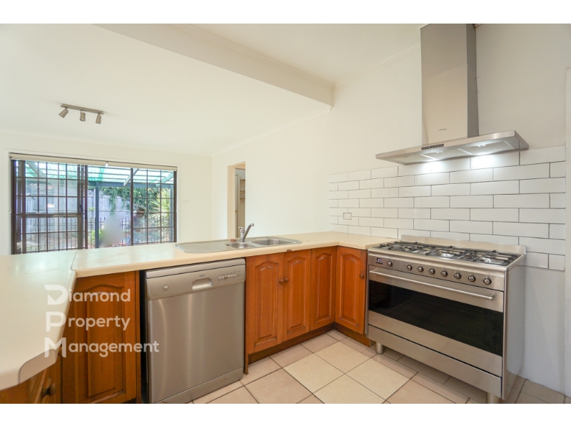 5 Shipston Road, Cheltenham House for rent Listed by James Ollaik of