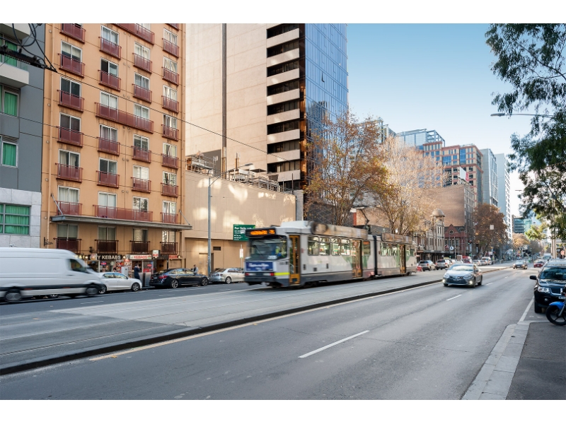 18/546 Flinders Street, MELBOURNE Apartment for rent Listed by Ethan Labza of Bigginscott