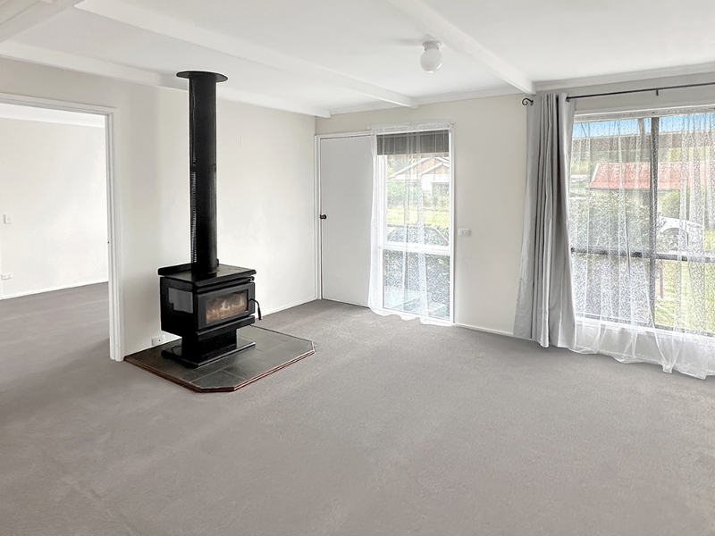 26 Warburton Street, Beaufort House for rent Listed by Juanita Murray of Integra Property