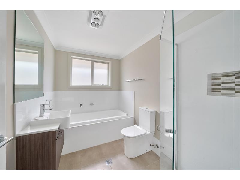 4/263 Camden Valley Way, NARELLAN Townhouse for rent Listed by