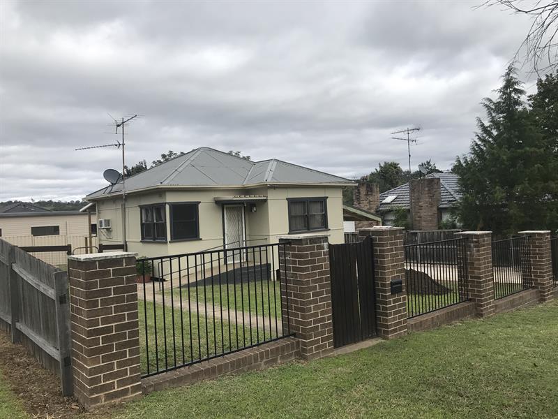 22 Antill Street, PICTON House for rent Listed by of My Property