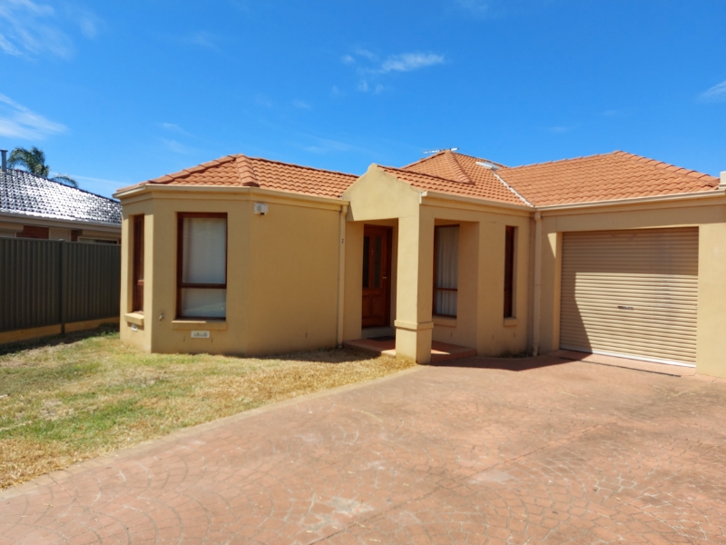 77B St Anthony Court, SEABROOK House for rent Listed by Established