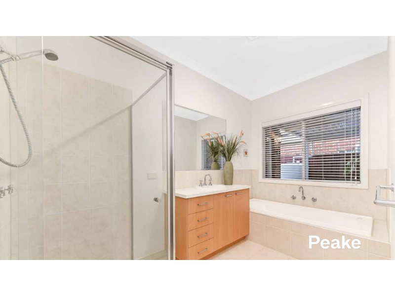 16 Astrid Court, BERWICK House for rent Listed by Naomie Starkey of