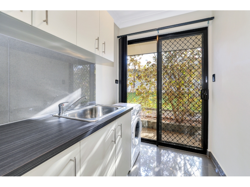 11 Polglase Circuit, Johnston House for rent Listed by of Real Estate