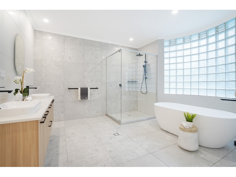 3 Hibernia Crescent, Brinkin House for rent Listed by Hayley Hosking