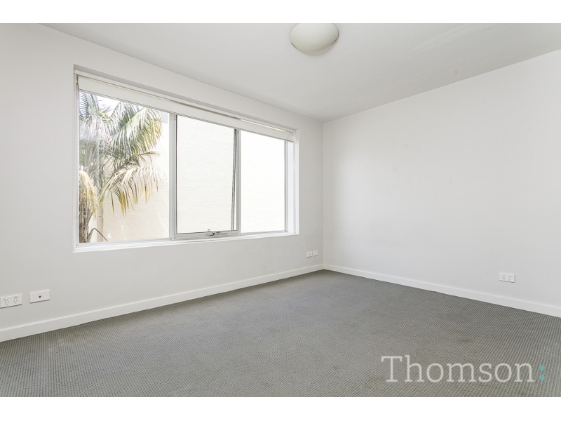 3/218 Lennox Street, Richmond Apartment for rent Listed by Molly Yuille of Thomson Real Estate