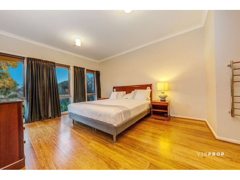 40 Seychelles Street, POINT COOK House for rent Listed by Wendy Wang