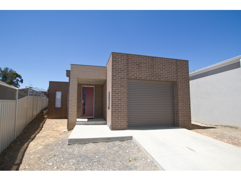 13B Bronze Drive, KANGAROO FLAT Townhouse for rent Listed by Jade