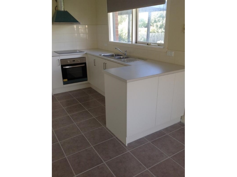 489 High Street, Melton House for rent Listed by Melton Rentals of