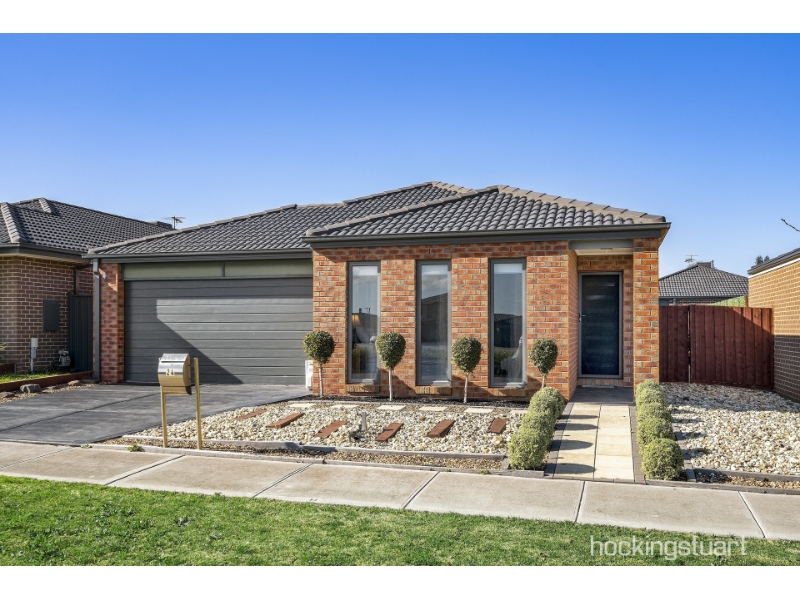 24 Cooloongup Crescent, Melton West House for rent Listed by Melton Rentals of Barry Plant