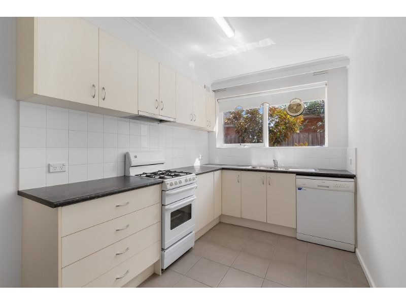 1/32 Royal Avenue, Glen Huntly Apartment for rent Listed by Rental